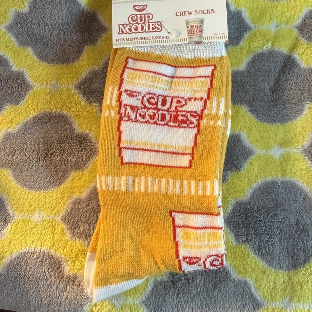 Cup Noodles Crew Socks (Mens Size 6-12) NWT